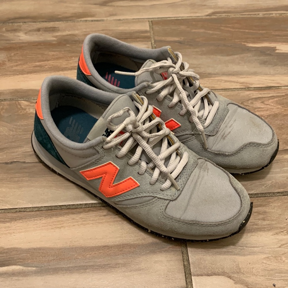 New Balance 420 Sneakers